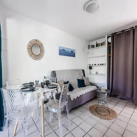 Studio Pinasse - Apartment